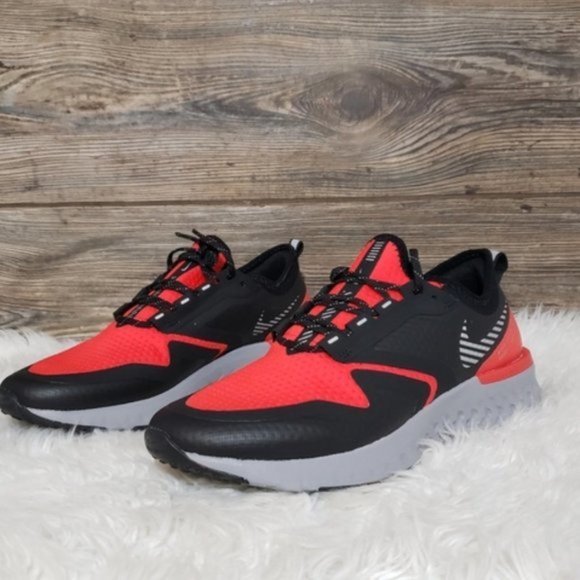NEW Nike Odyssey React 2 Shield Running Sneakers - Picture 4 of 10
